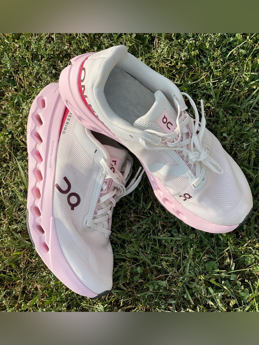 ON Cloudsurfer Next Sneakers - Picture 4 of 16
